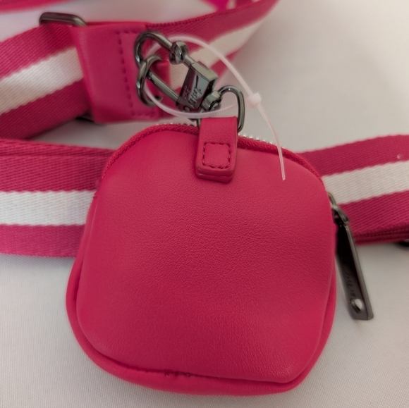 Betsey Johnson Football Pink Rhinestone Studded Crossbody Purse Novelty NWT - Picture 5 of 12